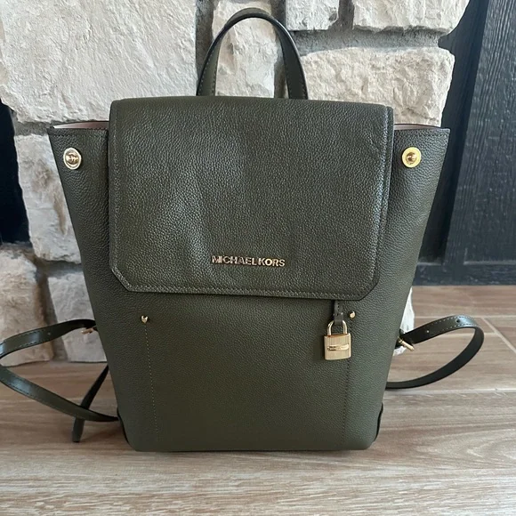 Michael Kors Hayes Medium Penbled Leather Backpack in olive green - Picture 2 of 9